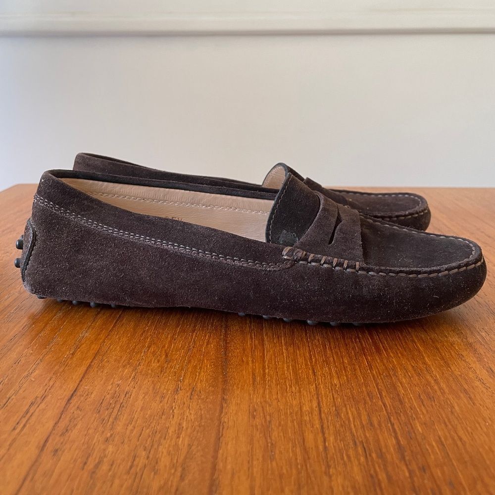 Tod’s Brown Gommino Suede Driving Loafers Size 35.5